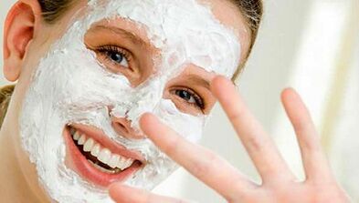 yeast mask for facial skin rejuvenation